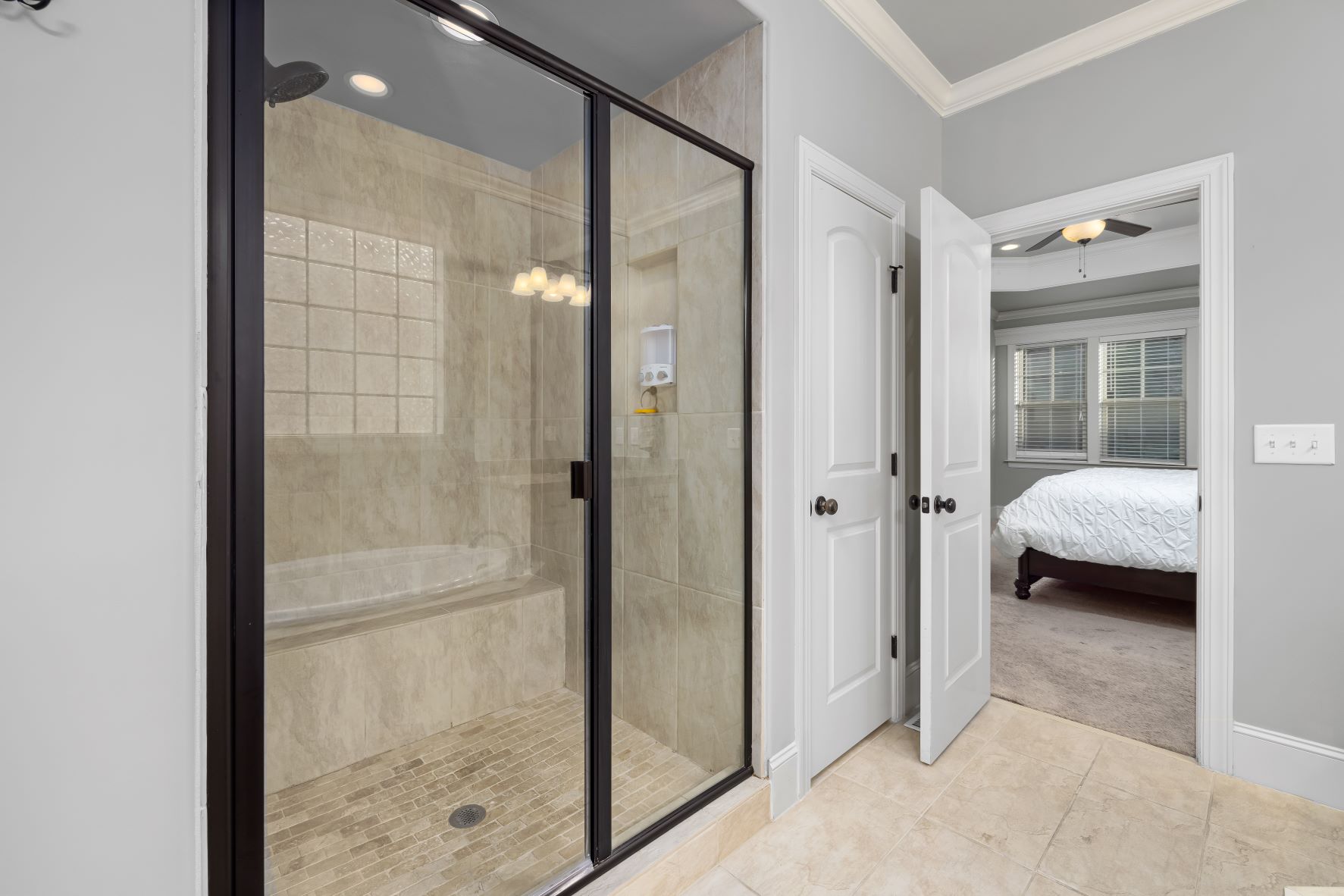Traditional Shower Door Designs: Engaging and Stylish Options for the Modern Bathroom